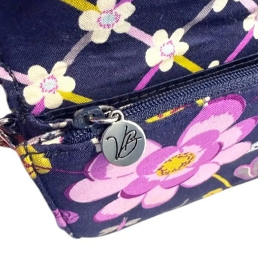 Vera Bradley gorgeous vera